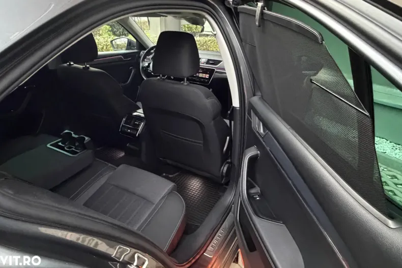 Skoda Superb din 2023 cu 150.000 km - oferta SKO175990 - foto 33