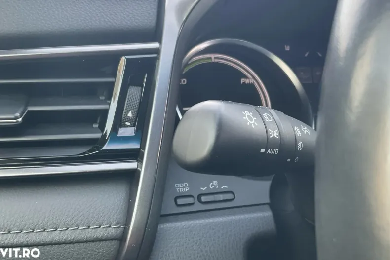 Toyota Camry din 2022 cu 109.066 km - oferta TOY175995 - foto 29