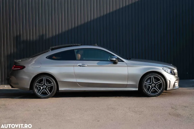 Mercedes-Benz C 400 din 2020 cu 148.836 km - oferta MER176005 - foto 3