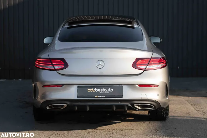 Mercedes-Benz C 400 din 2020 cu 148.836 km - oferta MER176005 - foto 9