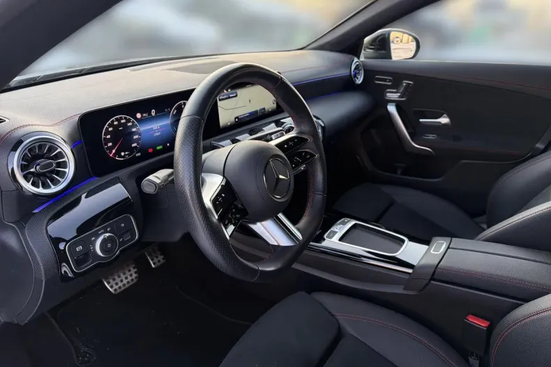 Mercedes-Benz CLA din 2024 cu 17.037 km - oferta MER176012 - foto 10