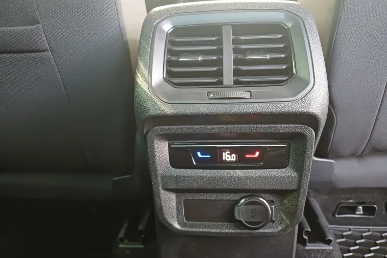 Volkswagen Tiguan din 2022 cu 52.977 km - oferta VOL176018 - foto 31