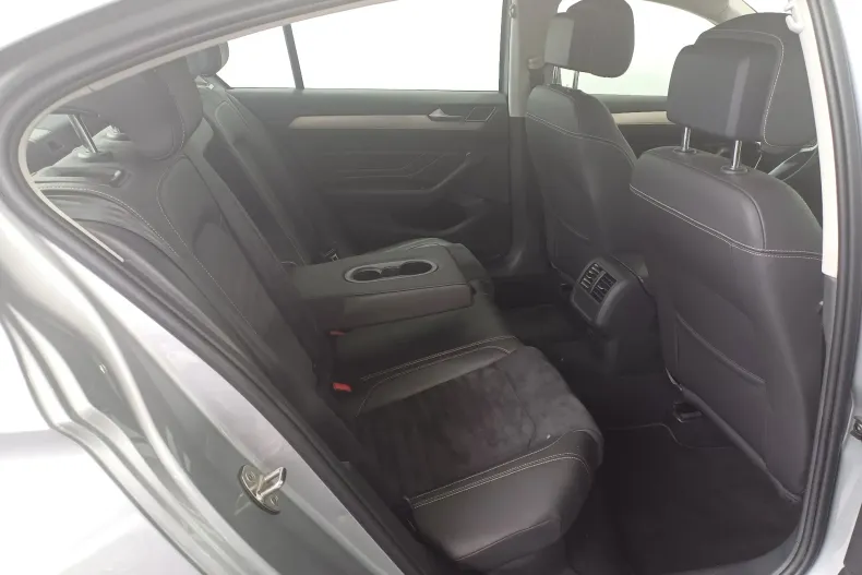 Volkswagen Passat din 2020 cu 130.010 km - oferta VOL176020 - foto 31