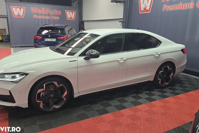 Skoda Superb din 2025 cu 11.000 km - oferta SKO176025 - foto 5