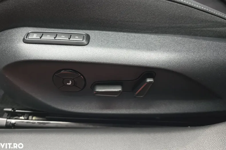 Skoda Superb din 2025 cu 11.000 km - oferta SKO176025 - foto 11