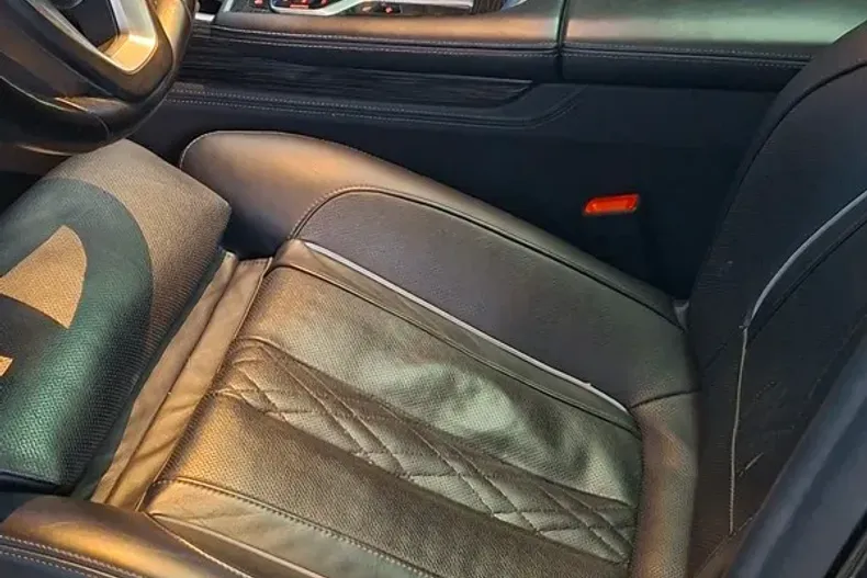 BMW Seria 7 din 2021 cu 120.495 km - oferta BMW176027 - foto 11