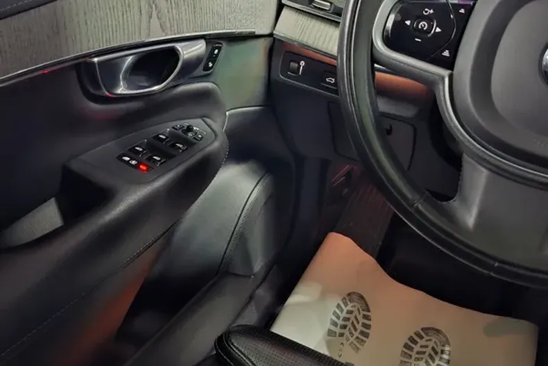 Volvo XC90 din 2021 cu 112.133 km - oferta VOL176028 - foto 11