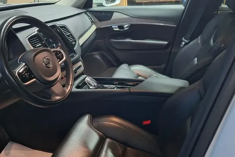 Volvo XC90 din 2021 cu 112.133 km - oferta VOL176028 - foto 12