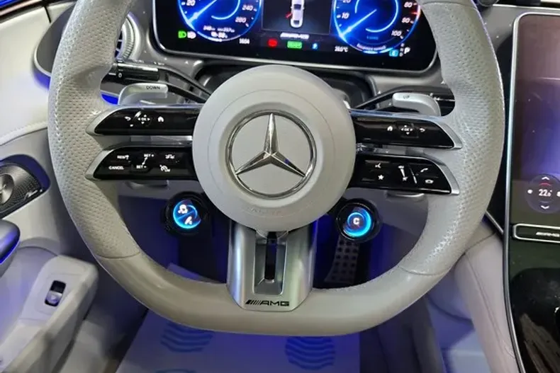 Mercedes-Benz EQE din 2022 cu 63.064 km - oferta MER176029 - foto 8