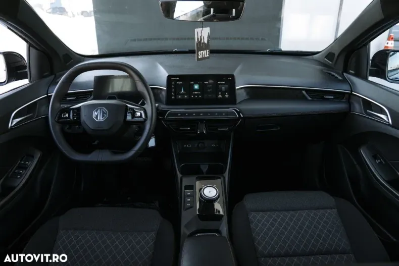 MG MG3 din 2025 cu 4.000 km - oferta MG0176031 - foto 14
