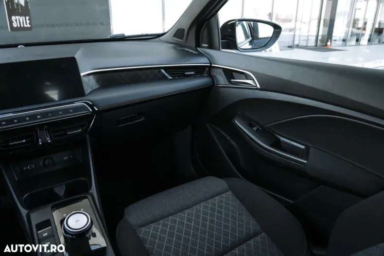 MG MG3 din 2025 cu 4.000 km - oferta MG0176031 - foto 17