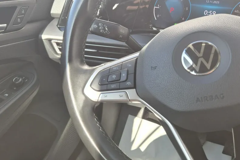 Volkswagen Golf din 2021 cu 99.797 km - oferta VOL176036 - foto 17