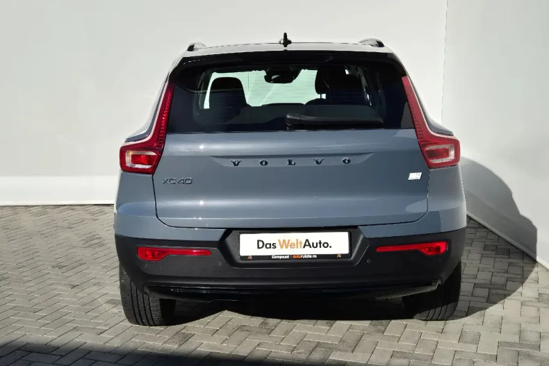 Volvo XC40 din 2020 cu 130.416 km - oferta VOL176039 - foto 4