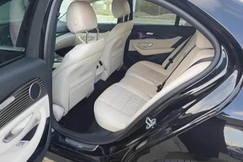 Mercedes-Benz E din 2021 cu 77.437 km - oferta MER176045 - foto 12