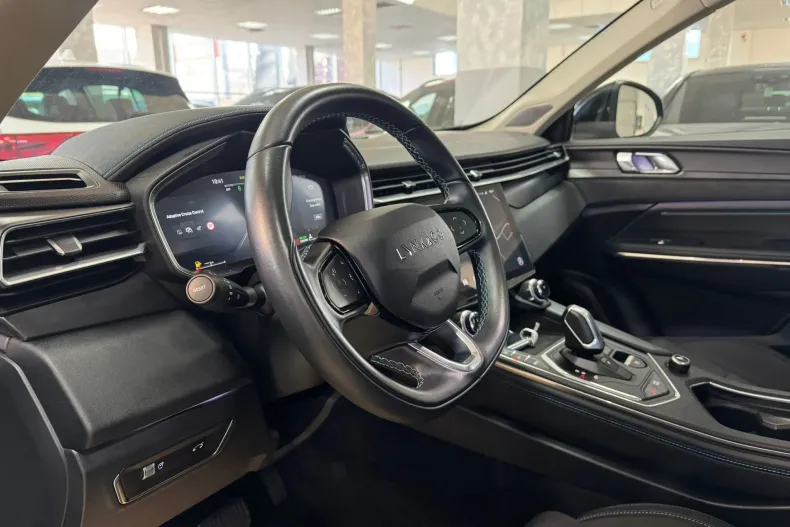 Lynk&Co 01 din 2022 cu 63.700 km - oferta LYN176048 - foto 4