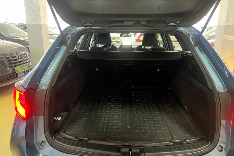 Toyota Corolla din 2020 cu 179.000 km - oferta TOY176050 - foto 19