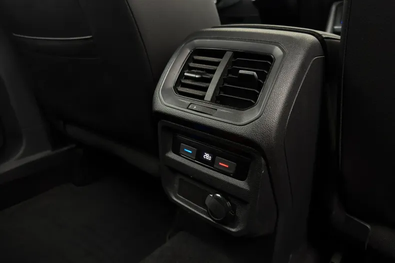 Volkswagen Tiguan din 2021 cu 171.203 km - oferta VOL176054 - foto 29