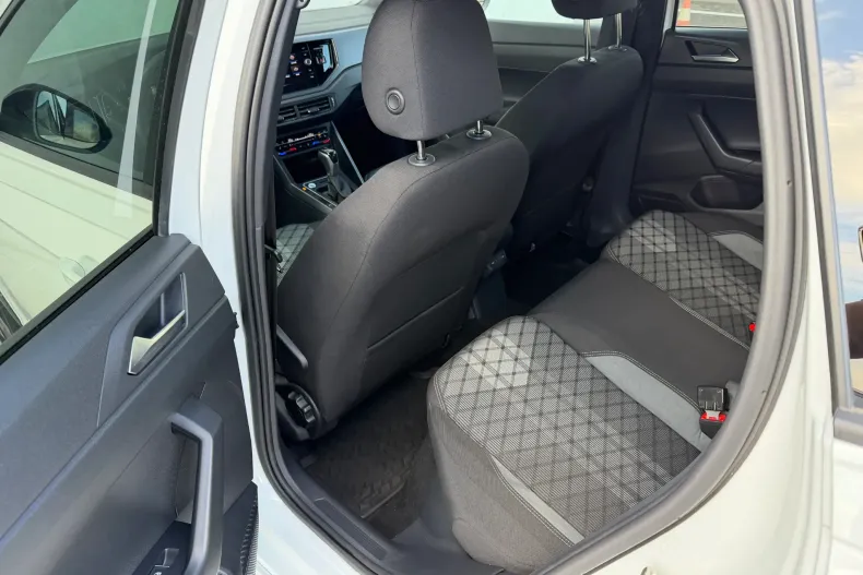 Volkswagen Taigo din 2024 cu 13.836 km - oferta VOL176058 - foto 27