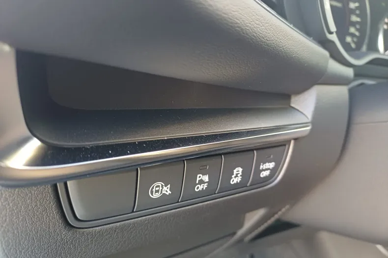 Mazda 3 din 2025 cu 767 km - oferta MAZ176064 - foto 13