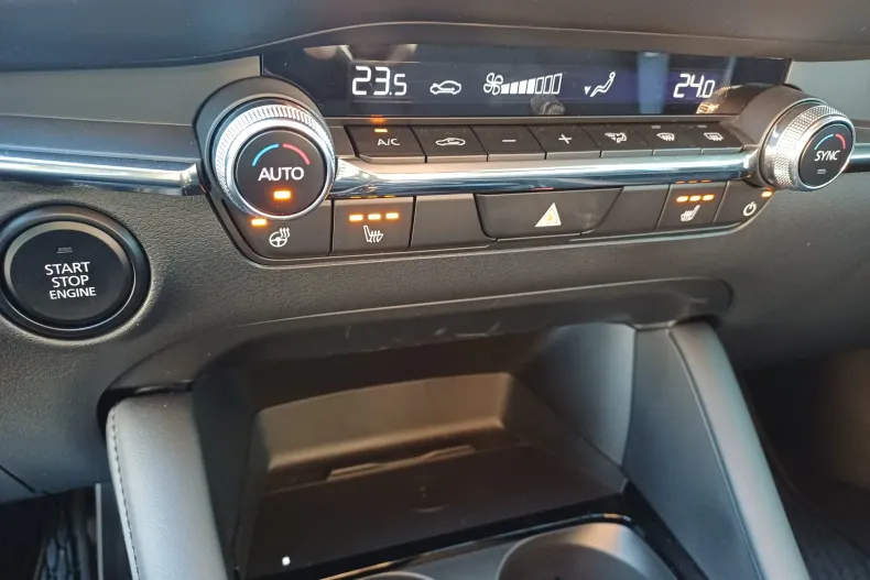 Mazda 3 din 2025 cu 767 km - oferta MAZ176064 - foto 18