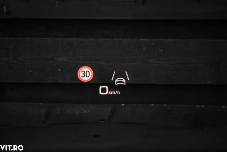 Audi RS6 din 2024 cu 39.000 km - oferta AUD176066 - foto 26