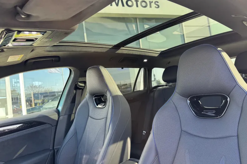 Volkswagen Passat din 2025 cu 10 km - oferta VOL176068 - foto 10