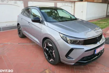Opel Grandland din 2023 - oferta OPE176075