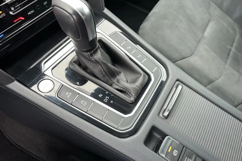 Volkswagen Arteon din 2022 cu 43.242 km - oferta VOL176077 - foto 24