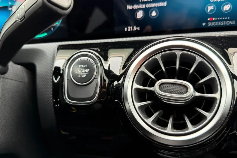 Mercedes-Benz A 250 din 2020 cu 55.716 km - oferta MER176081 - foto 7