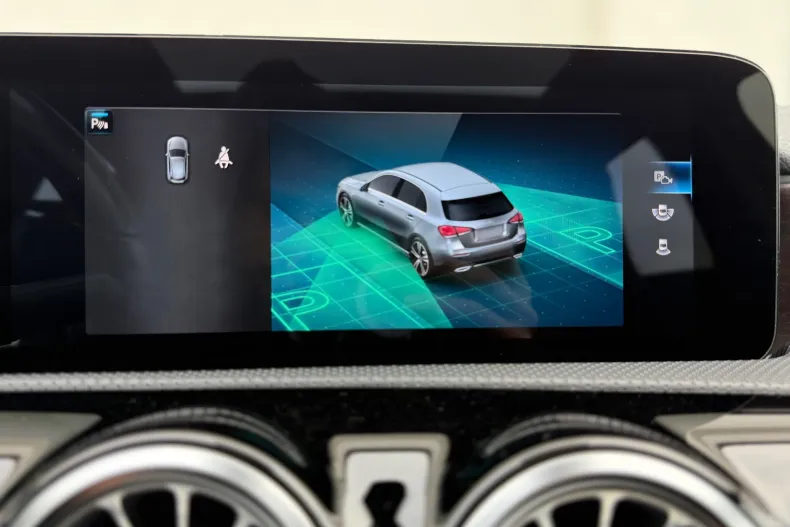 Mercedes-Benz A 250 din 2020 cu 55.716 km - oferta MER176081 - foto 16