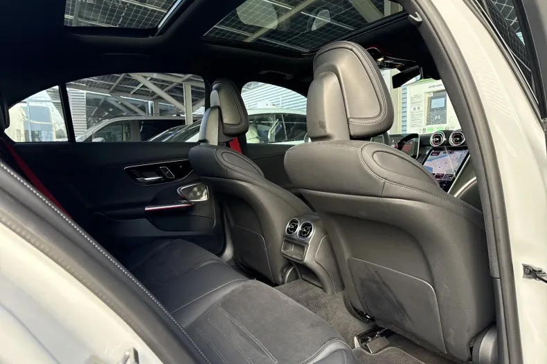 Mercedes-Benz C din 2025 cu 3.055 km - oferta MER176091 - foto 24