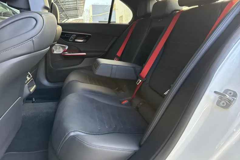 Mercedes-Benz C din 2025 cu 3.055 km - oferta MER176091 - foto 27