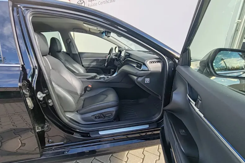 Toyota Camry din 2022 cu 93.500 km - oferta TOY176097 - foto 18
