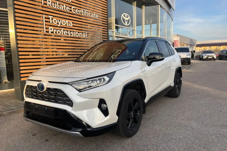 Toyota RAV4 din 2020 cu 64.000 km - oferta TOY176101 - foto 1