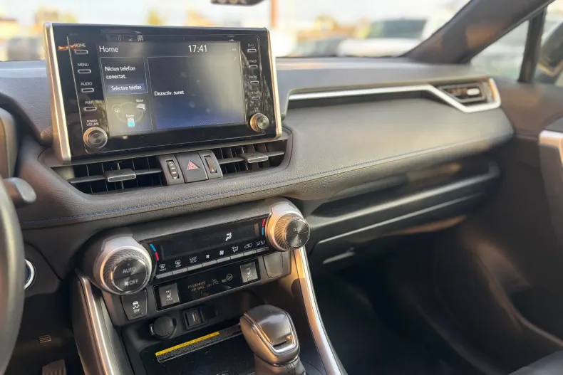 Toyota RAV4 din 2020 cu 64.000 km - oferta TOY176101 - foto 16