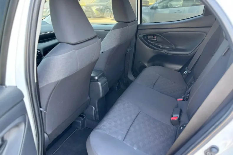 Toyota Yaris din 2025 cu 5 km - oferta TOY176102 - foto 17