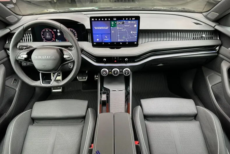 Skoda Superb din 2025 cu 3.800 km - oferta SKO176103 - foto 7