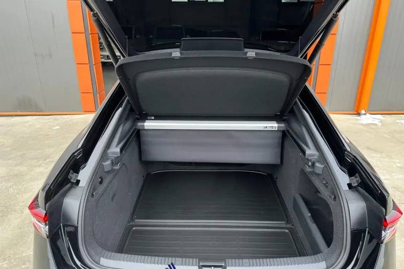 Skoda Superb din 2025 cu 3.800 km - oferta SKO176103 - foto 19