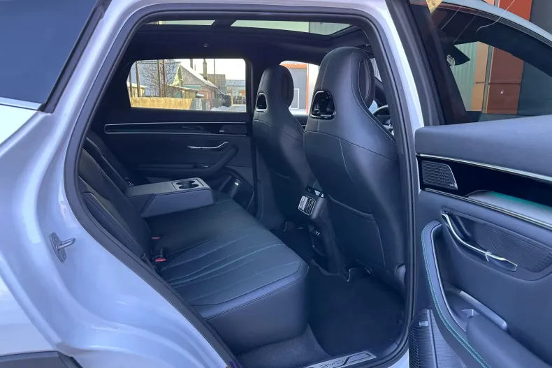 BYD SEAL U din 2025 cu 8.539 km - oferta BYD176104 - foto 13