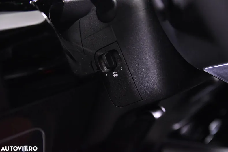 Mercedes-Benz GLA din 2024 cu 13.767 km - oferta MER176110 - foto 15