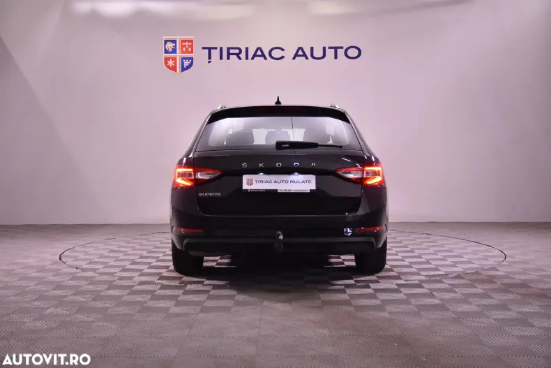 Skoda Superb din 2023 cu 91.921 km - oferta SKO176112 - foto 4