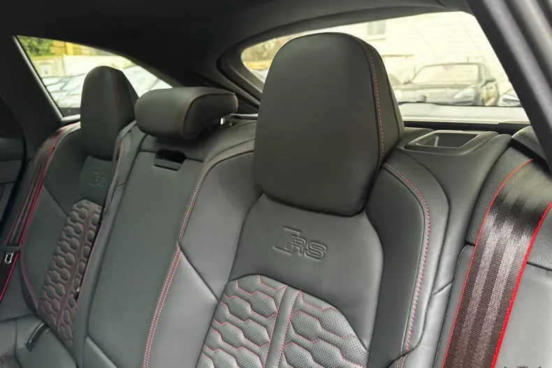 Audi RS6 din 2023 cu 16.259 km - oferta AUD176124 - foto 31