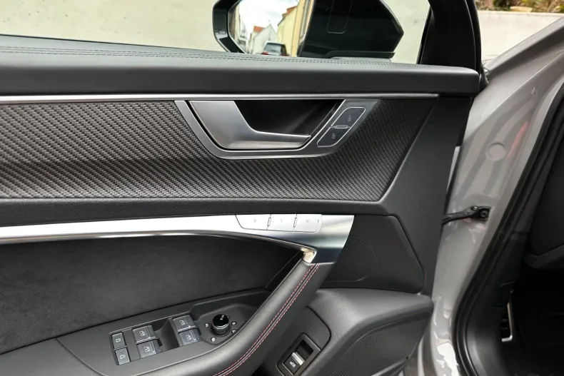 Audi RS6 din 2023 cu 16.259 km - oferta AUD176124 - foto 35