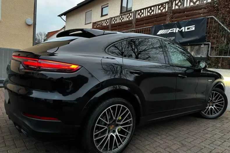 Porsche Cayenne din 2021 cu 81.000 km - oferta POR176129 - foto 33
