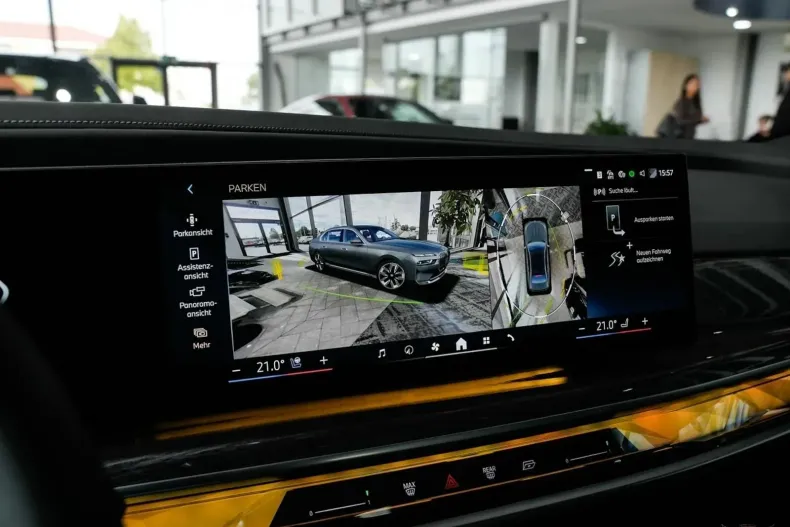 BMW Seria 7 din 2024 cu 19.980 km - oferta BMW176141 - foto 27