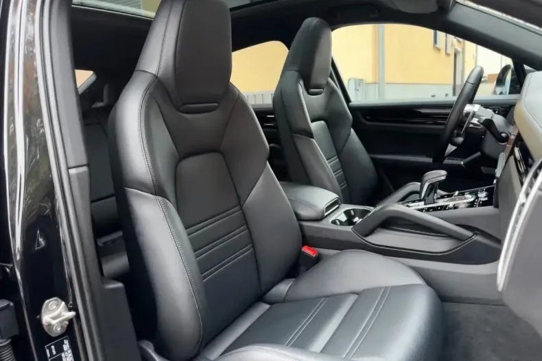 Porsche Cayenne Coupe din 2021 cu 74.000 km - oferta POR176144 - foto 29