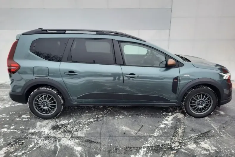 Dacia Jogger din 2023 cu 73.621 km - oferta DAC176146 - foto 4