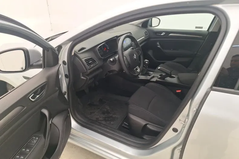 Renault Megane din 2022 cu 71.496 km - oferta REN176149 - foto 3