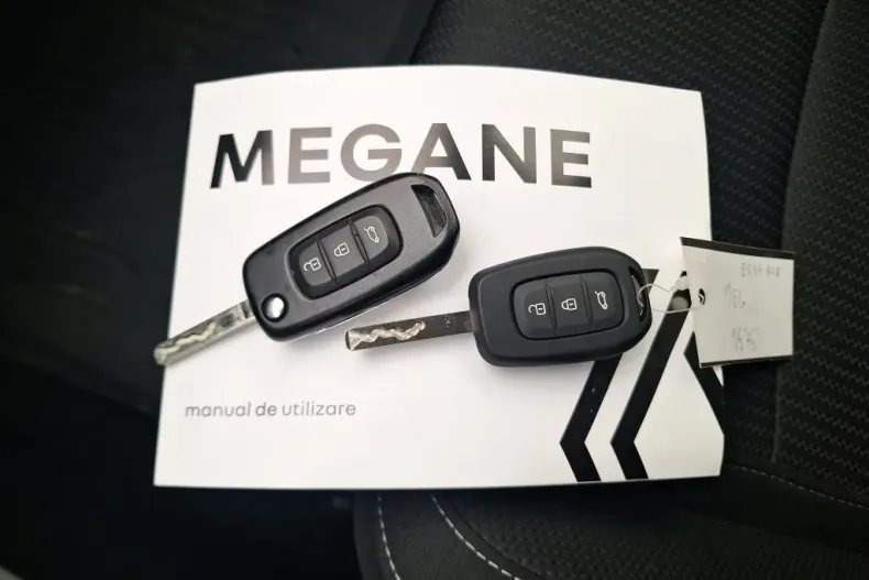 Renault Megane din 2022 cu 71.496 km - oferta REN176149 - foto 10
