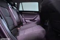 Volkswagen Passat din 2021 cu 113.661 km - oferta VOL176152 - foto 12